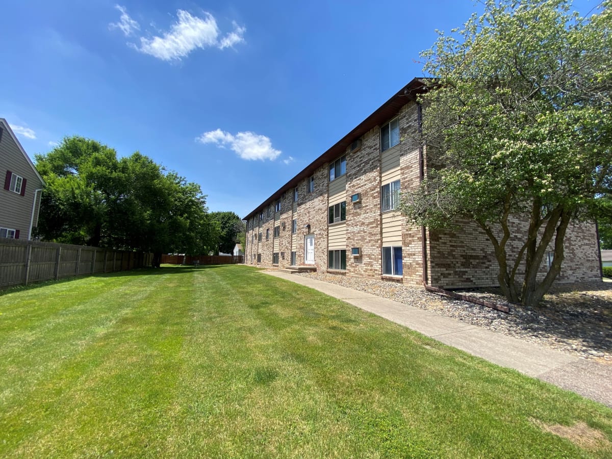 Photos and Video of Blue Spruce Apartments in Lansing, MI